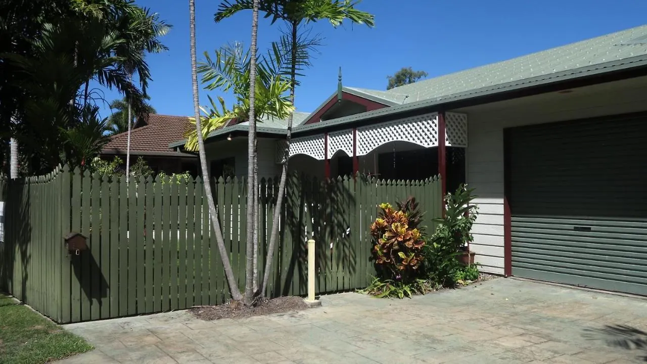 Arcadia Gardens Apartment